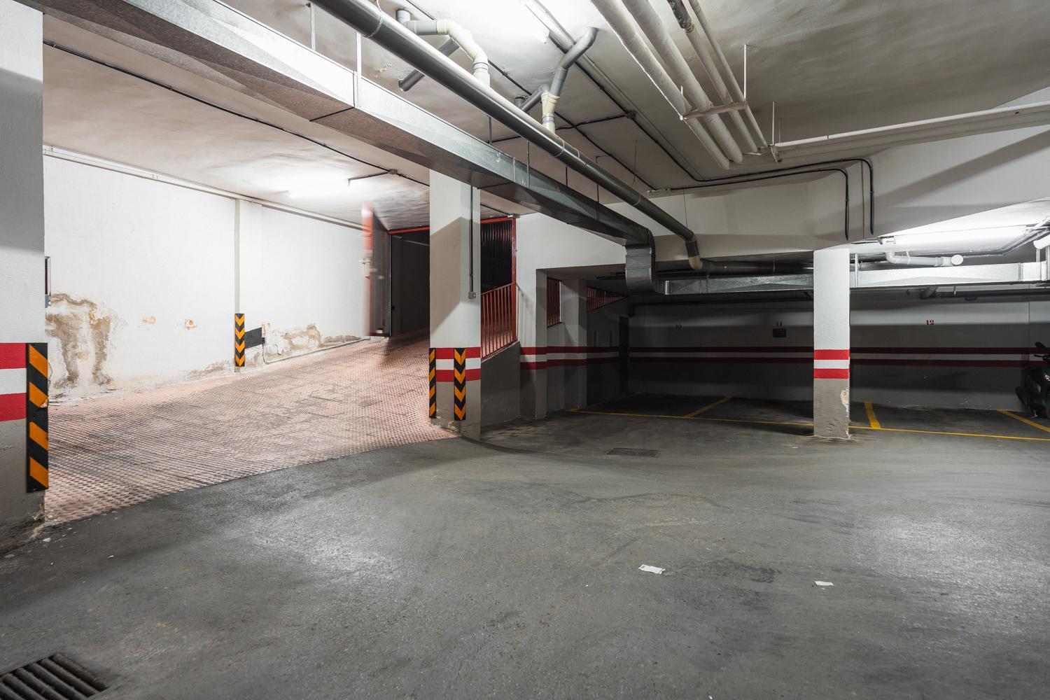 Mano De Hierro Apartment - Free Parking Granada Luaran gambar